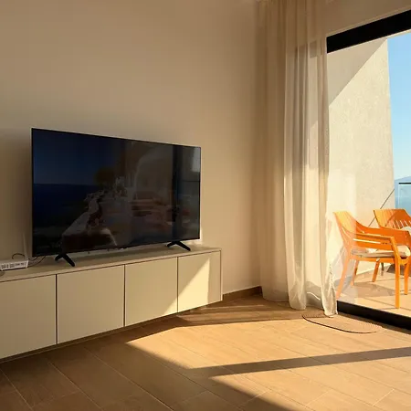 Sea View & Pool, Elite Sarandë