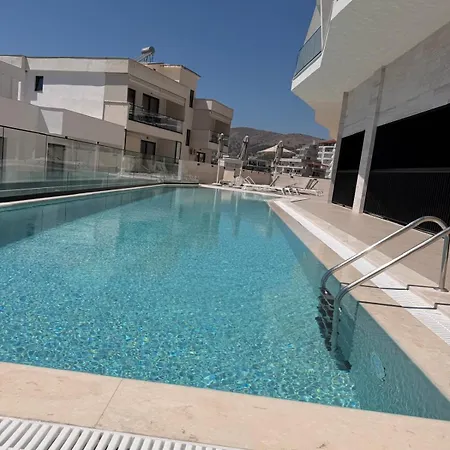 Sea View & Pool, Elite Sarandë